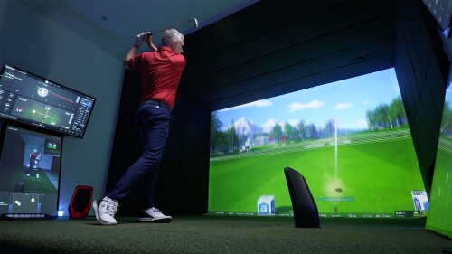 Golf Instructor using the Driving Range on the GDR Max