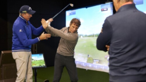 david leadbetter teaching swing gdr golfzon range