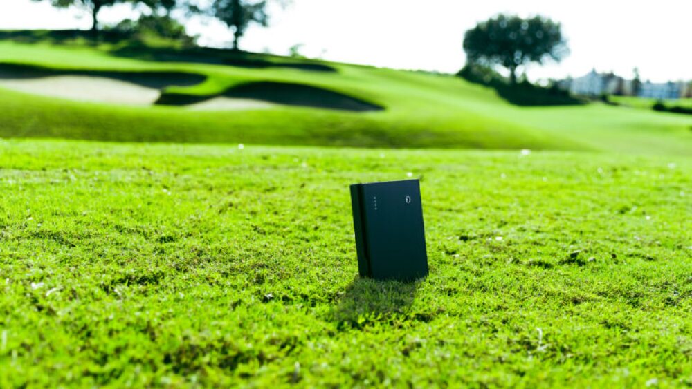 Can a Golf Launch Monitor Be Used Outdoors? Essential Insights